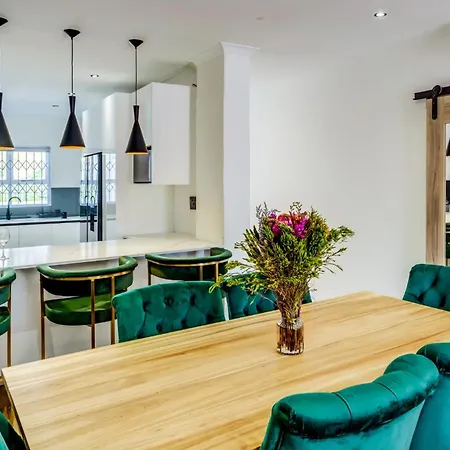 De Waterkant Townhouse With Pool Access 116 Dwp Cidade Do Cabo Exterior foto