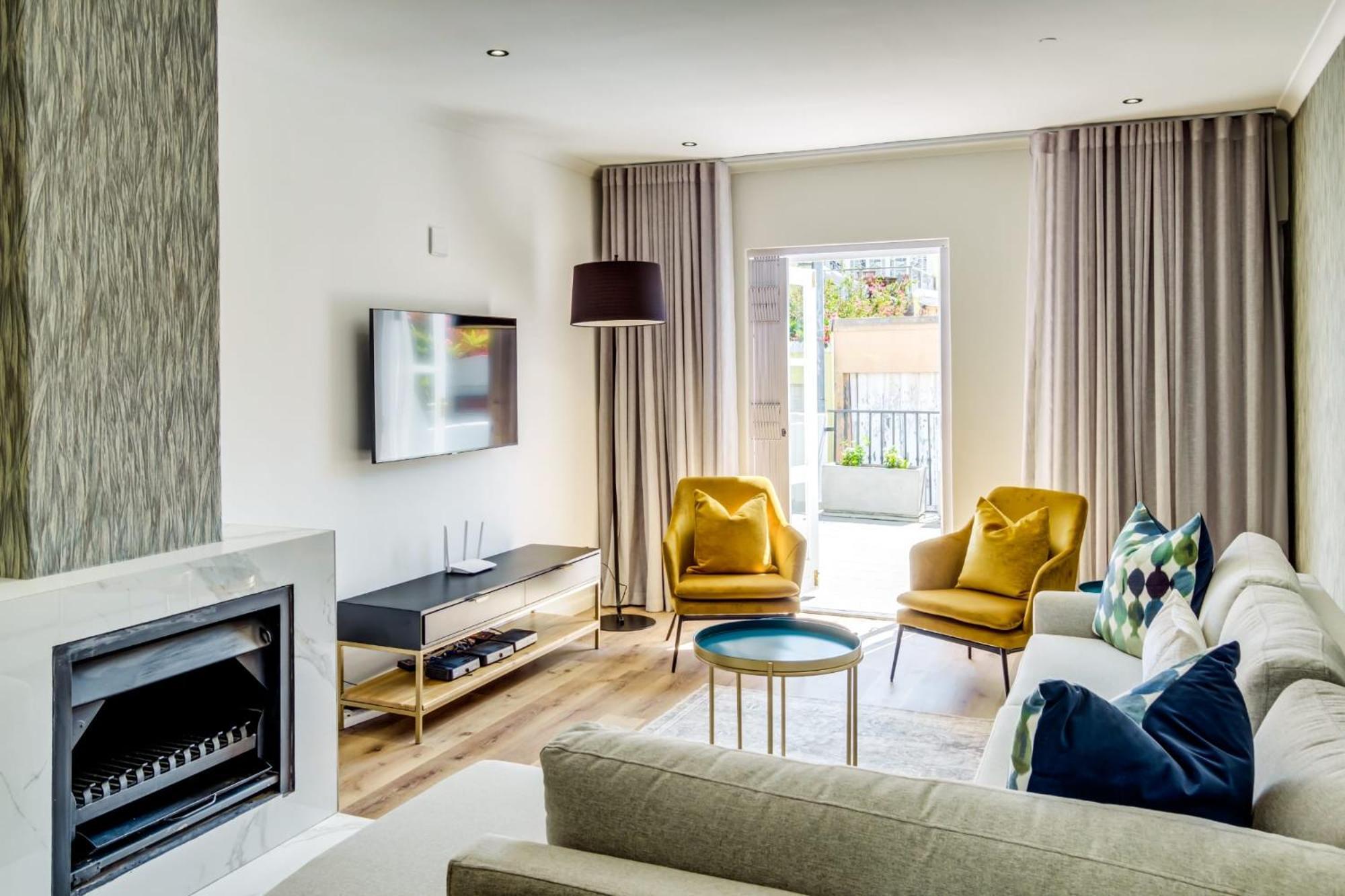 De Waterkant Townhouse With Pool Access 116 Dwp Cidade Do Cabo