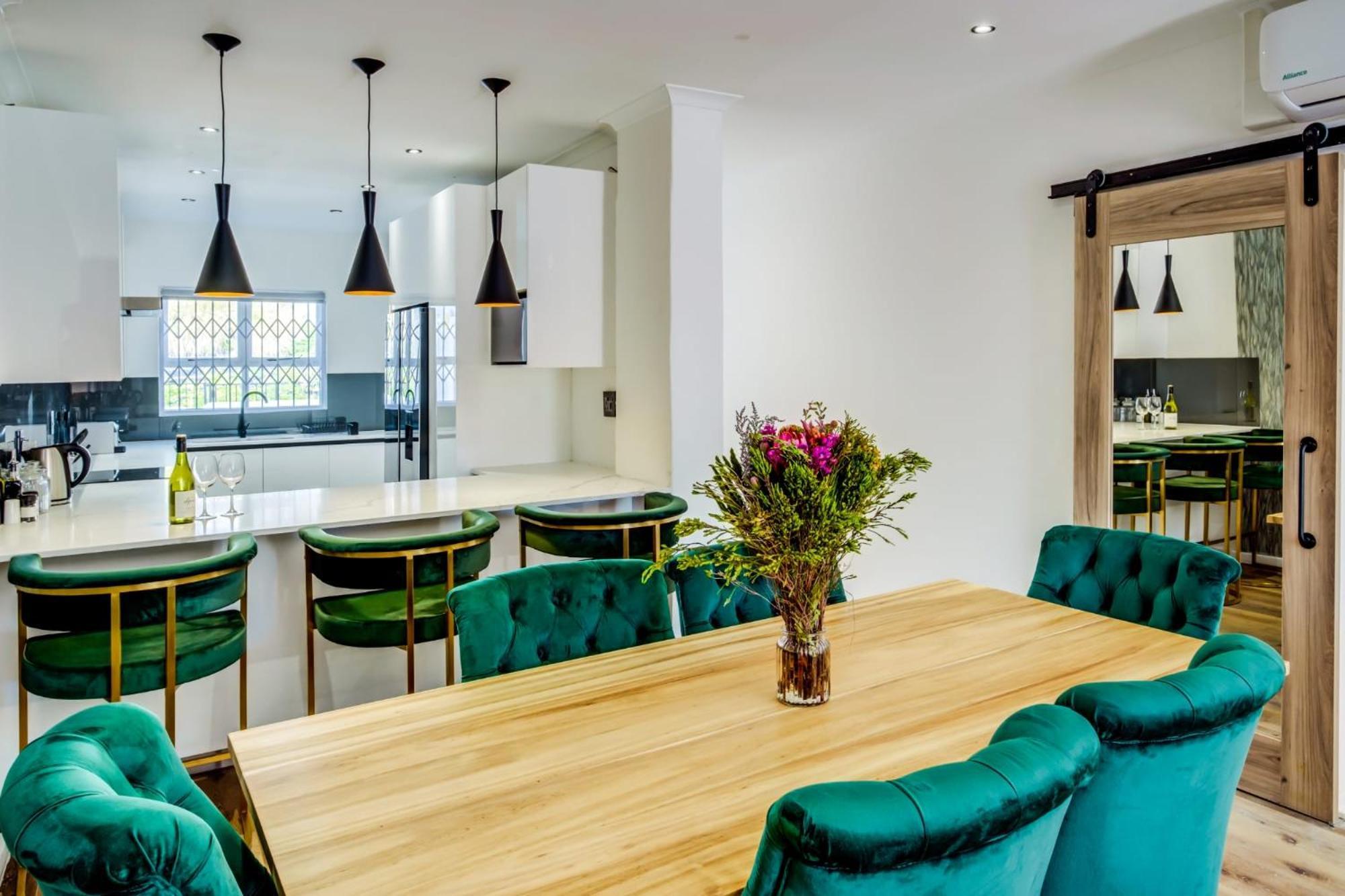 De Waterkant Townhouse With Pool Access 116 Dwp Cidade Do Cabo