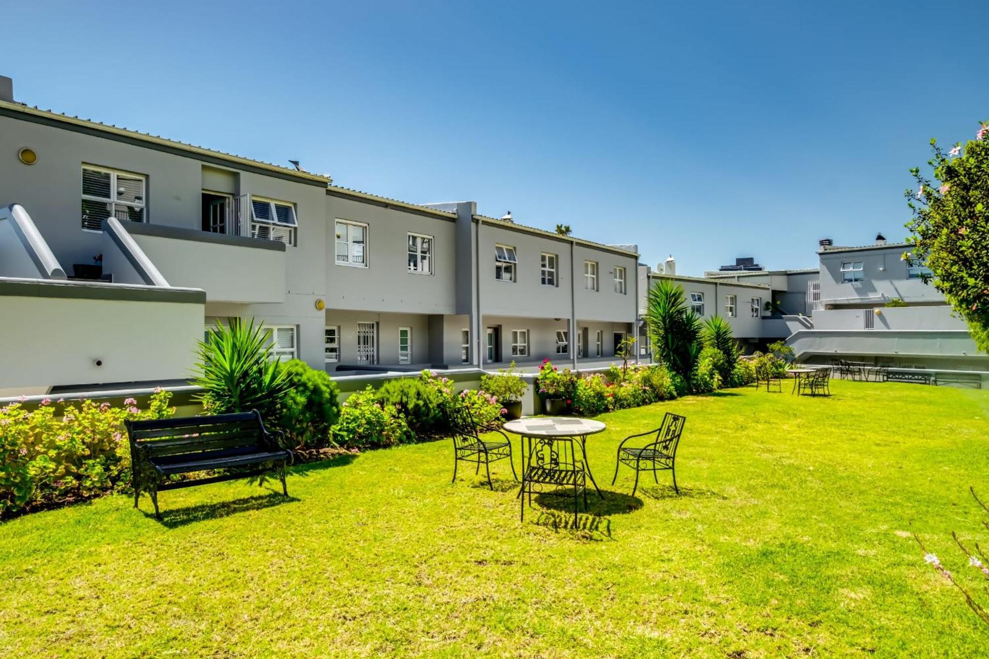 De Waterkant Townhouse With Pool Access 116 Dwp Cidade Do Cabo